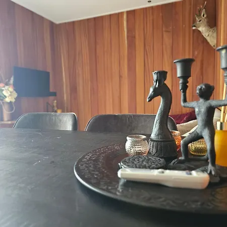 Ben's - De Hollandse Boerderij Lodge *